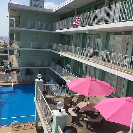 Four Winds Condo Motel ワイルドウッド・クレスト エクステリア 写真
