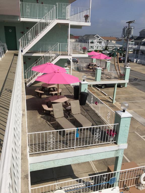 Four Winds Condo Motel ワイルドウッド・クレスト エクステリア 写真