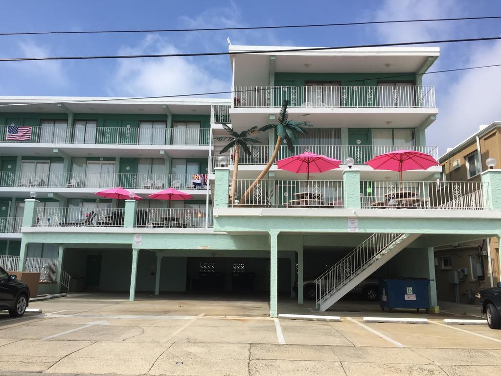 Four Winds Condo Motel ワイルドウッド・クレスト エクステリア 写真