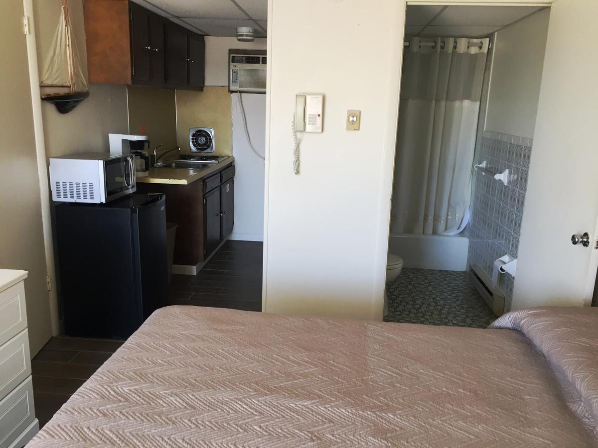 Four Winds Condo Motel ワイルドウッド・クレスト エクステリア 写真