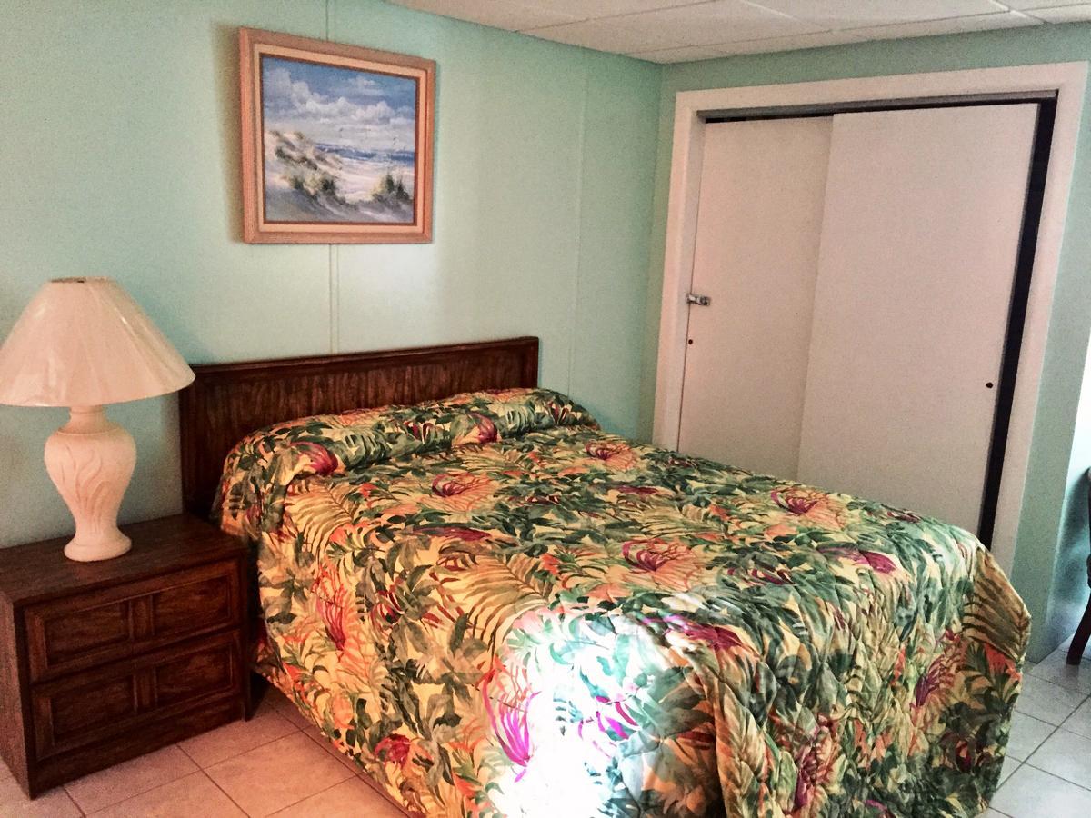 Four Winds Condo Motel ワイルドウッド・クレスト エクステリア 写真
