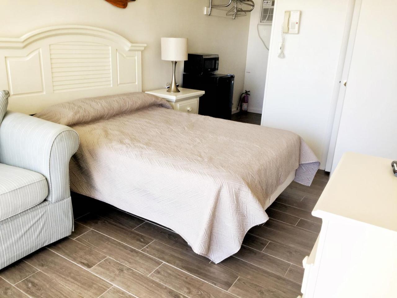 Four Winds Condo Motel ワイルドウッド・クレスト エクステリア 写真