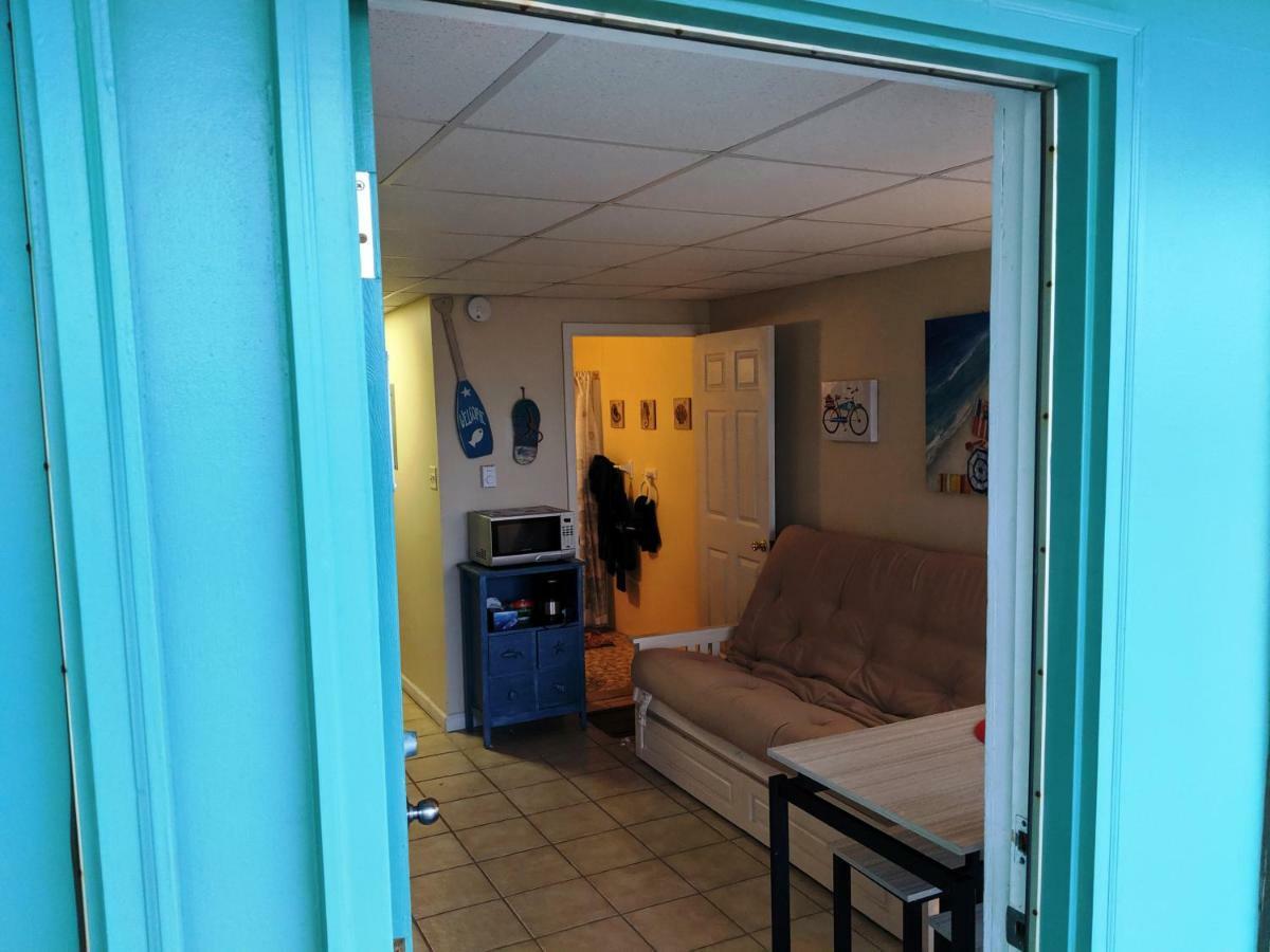 Four Winds Condo Motel ワイルドウッド・クレスト エクステリア 写真