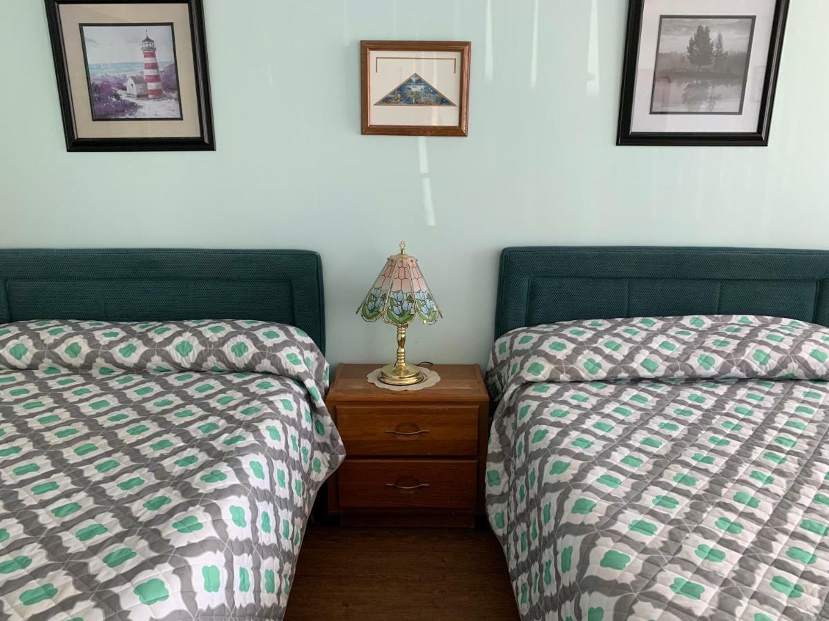 Four Winds Condo Motel ワイルドウッド・クレスト エクステリア 写真